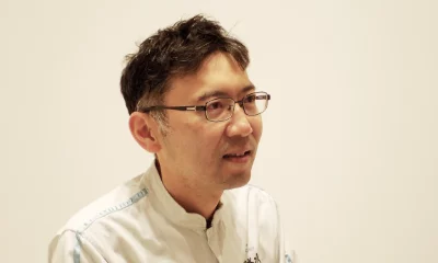 インタビューに答える山口誉文