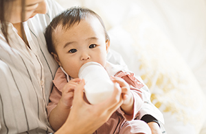 赤ちゃんのミルク作りにウォーターサーバーはOK？妊娠中・子育て世帯むけアドバイス