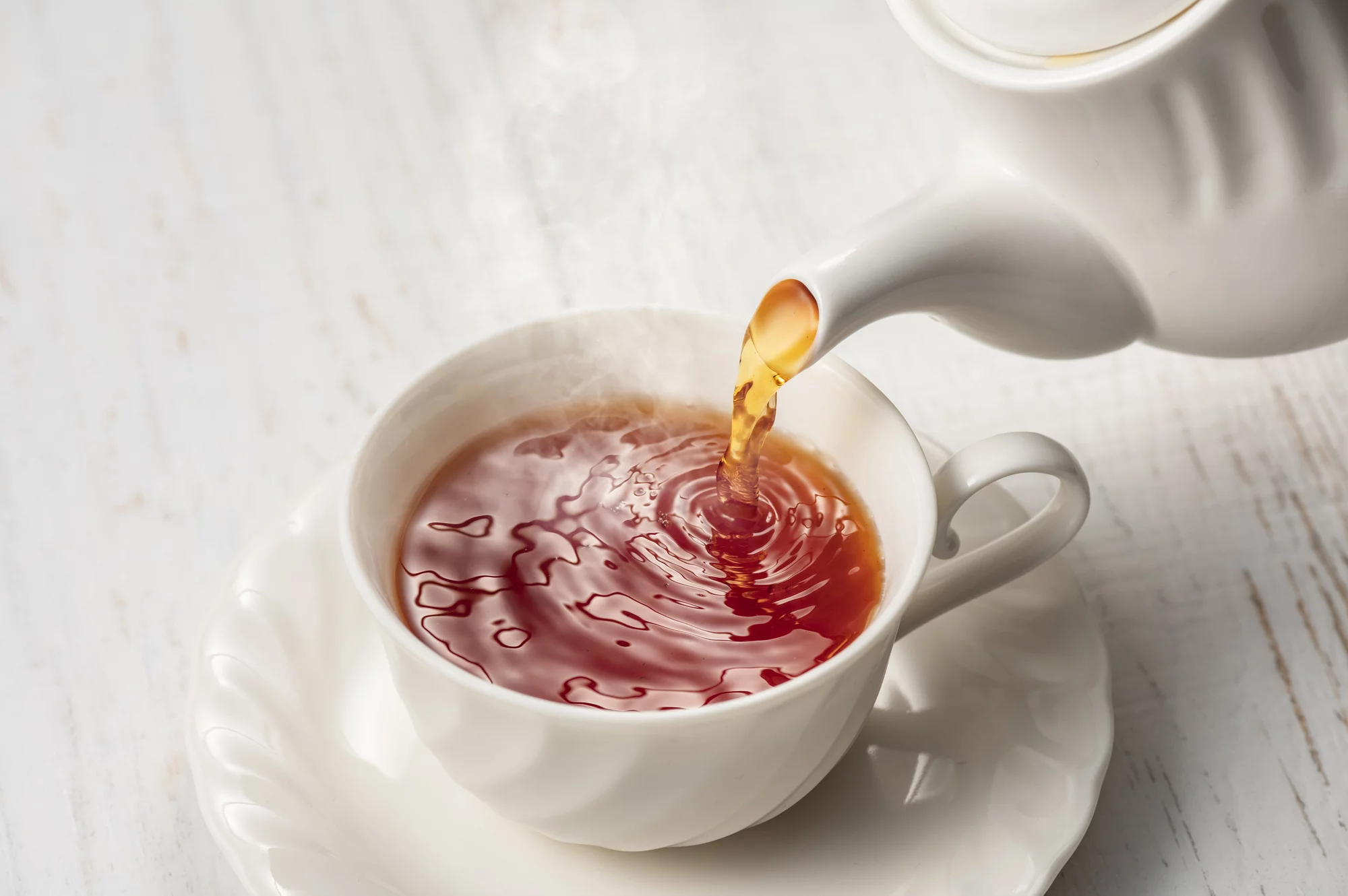 ウォーターサーバーでおいしい紅茶を淹れるコツ！基本の淹れ方もマスターしよう